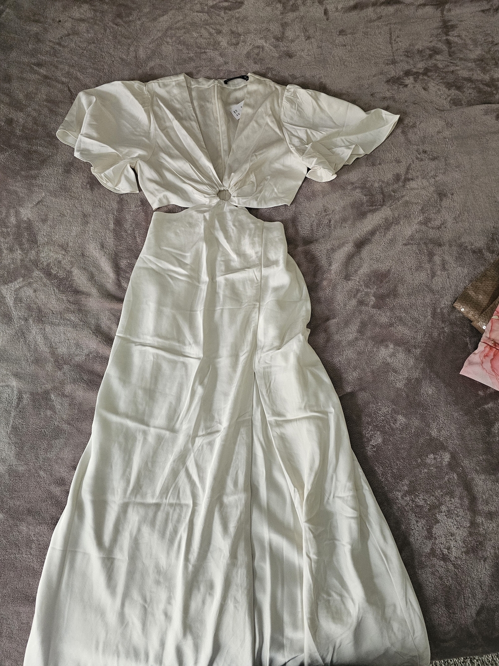 Abercrombie & Fitch Ivory Maxi Dress with Front Ring Cutout